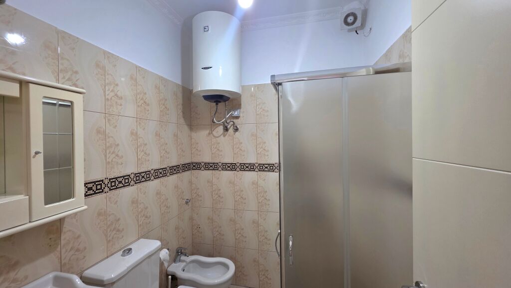 Apartment for rent on Pelivan Leskaj Street, Vlore