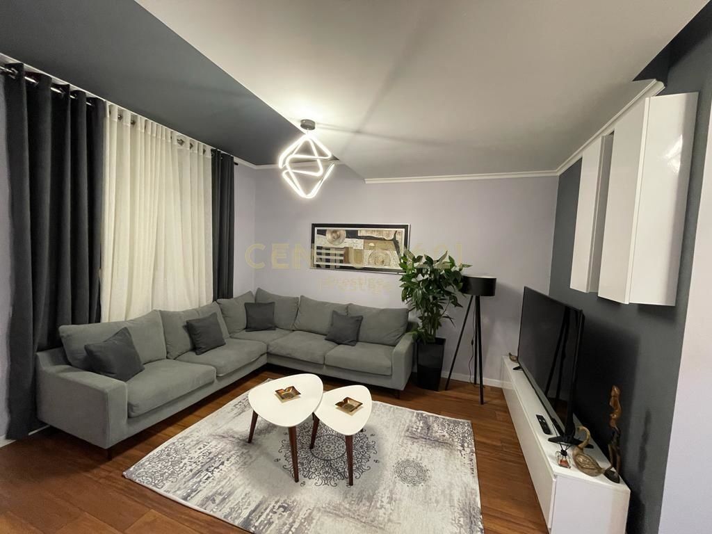 APARTAMENT 2+1+2 ME QIRA, KOPSHTI ZOOLOGJIK, TIRANE!