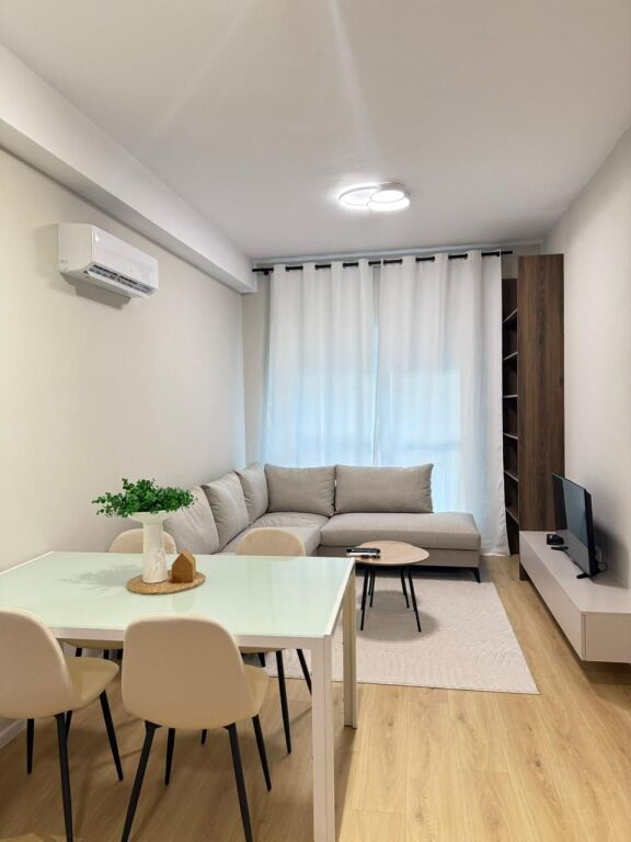 🏢In the Ali Demi area, Kadiu Residence offers for rent a 1+1 apartment, newly furnished. 45,000 Leke