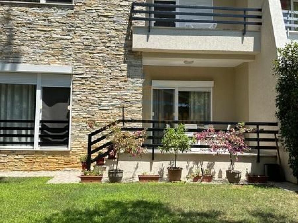 For sale, Duplex 4+1+2+Yard, Lura 2, Lalëz Bay.