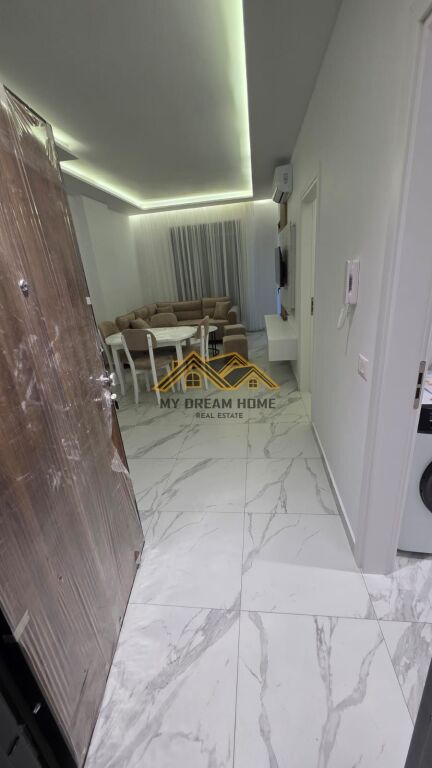 SHITET SUPER APARTAMENT NE GOLEM!