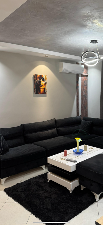 Apartament me qera 3+1 Kopshti Botanik