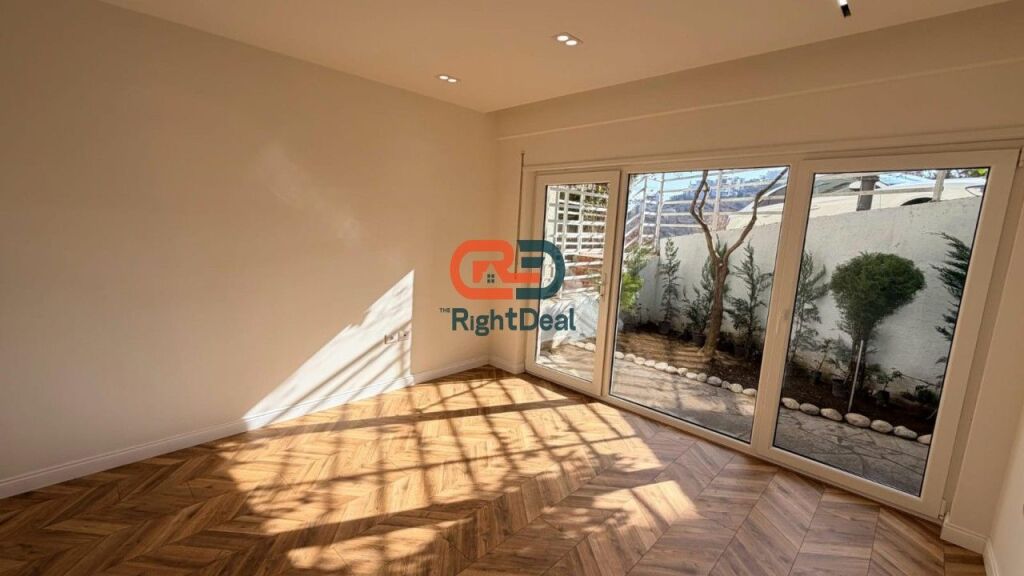 All'Estensione della Residenza Kodra E Diellit 1, Appartamento 1+1 con Cortile in Vendita !