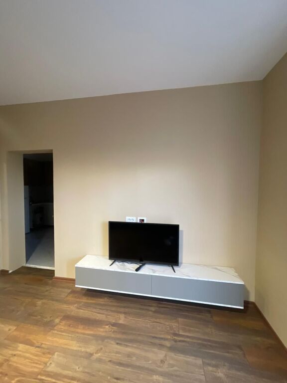 Qera | Apartament 1 + 1 | Tregu Elektrik | 350 €/muaj