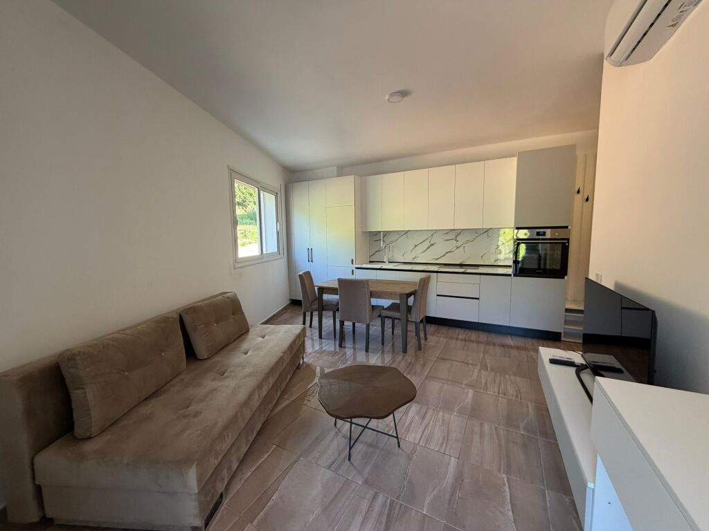 Apartament Studio me Qira Afatgjatë, Vlorë