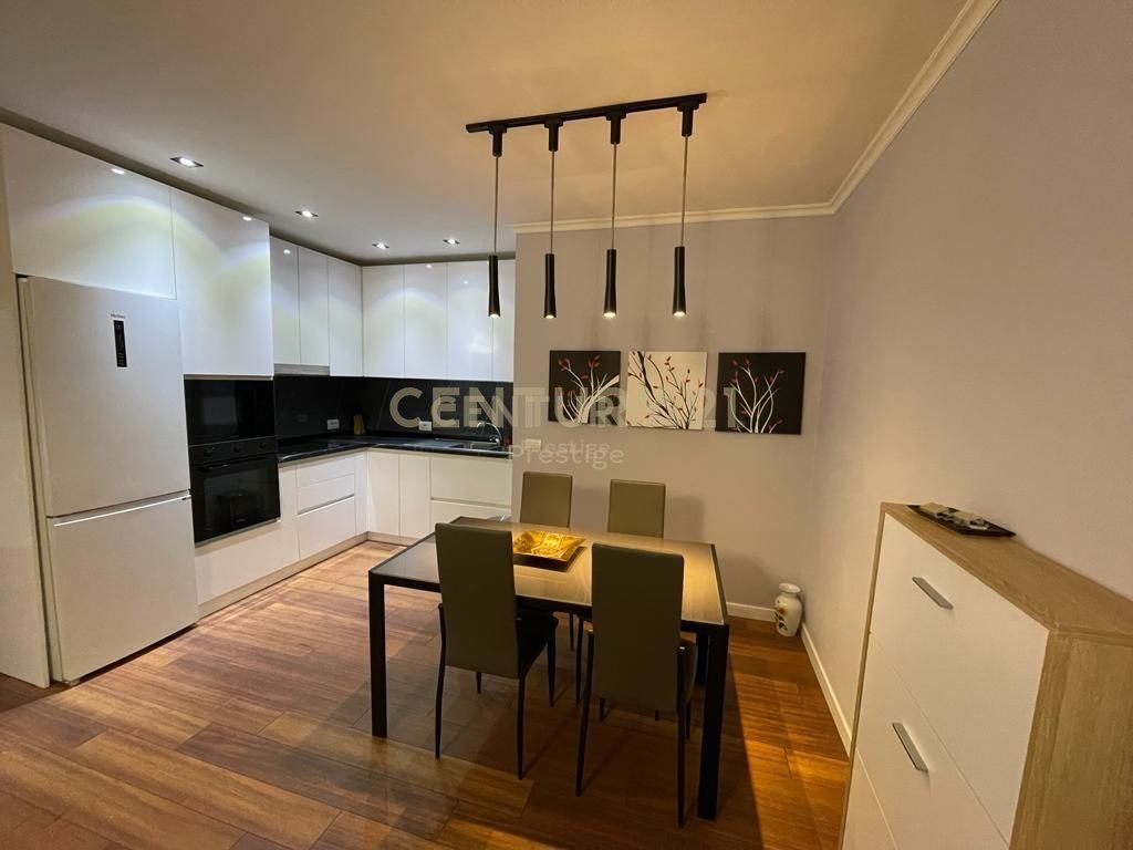 APARTAMENT 2+1+2 ME QIRA, KOPSHTI ZOOLOGJIK, TIRANE!