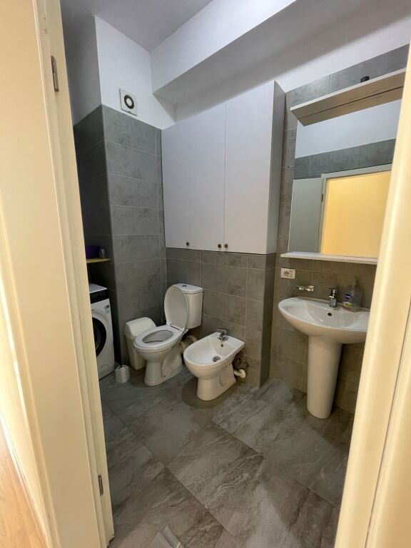 Apartament 2+1 me qera