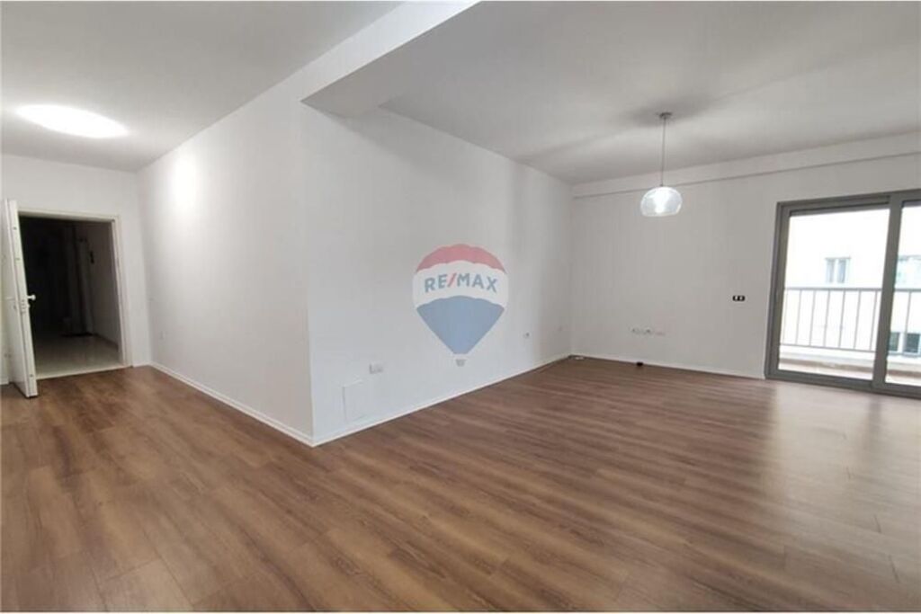 Office for rent at the Municipality of Paris