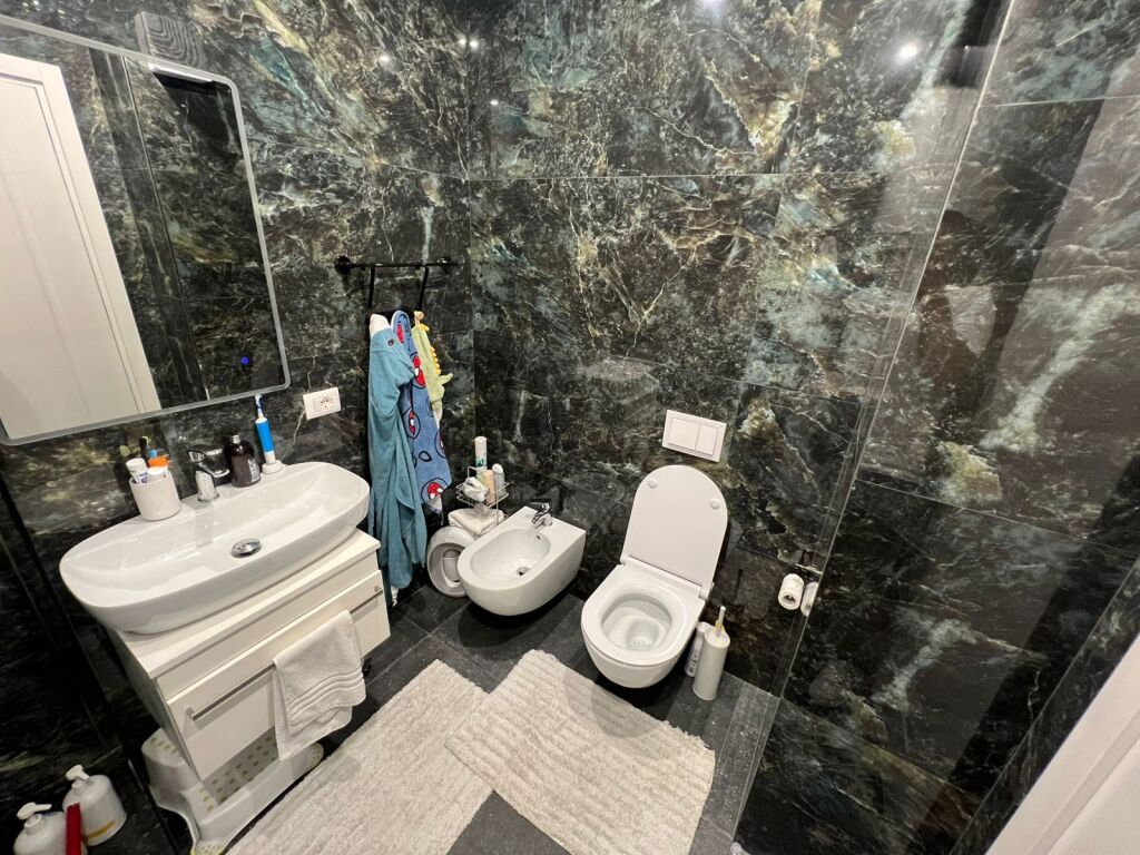 APARTAMENT 2+1+2 ME QERA, PARKU OLIMPIK