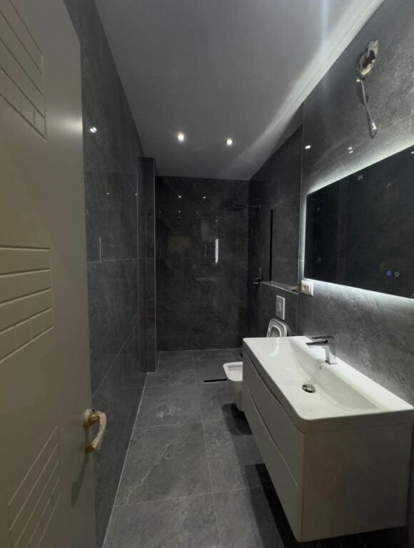 APARTAMENT 1+1 PER SHITJE NE FRESK