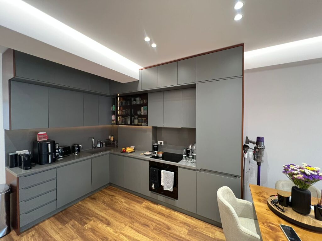 APARTAMENT 2+1+2 ME QERA, PARKU OLIMPIK