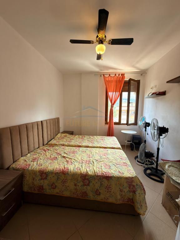 Shitet, Apartament 2+1, Fresk.