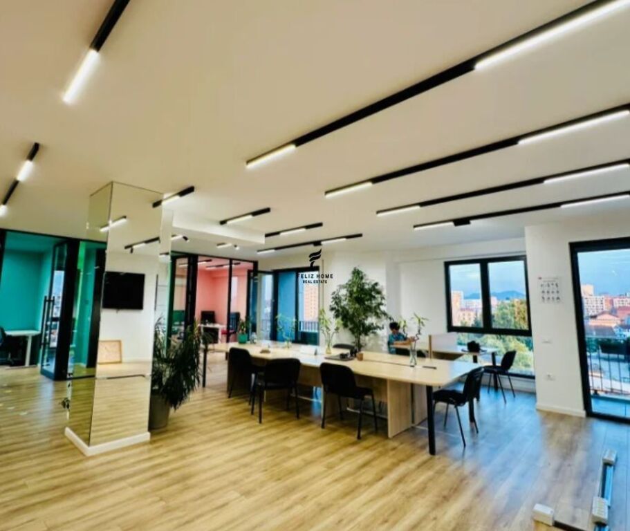 OFFICE FOR RENT 220 M2 JORDAN MISJA 170,000 LEKE FH-73835