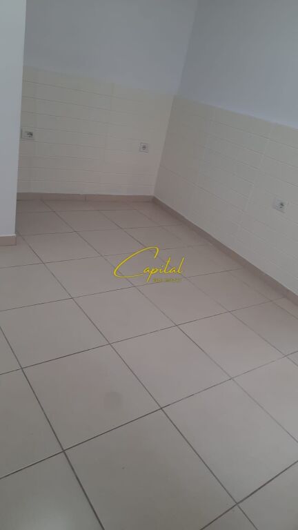 SHOP FOR RENT 15 M2 FORTUZI STREET 25,000 LEKE