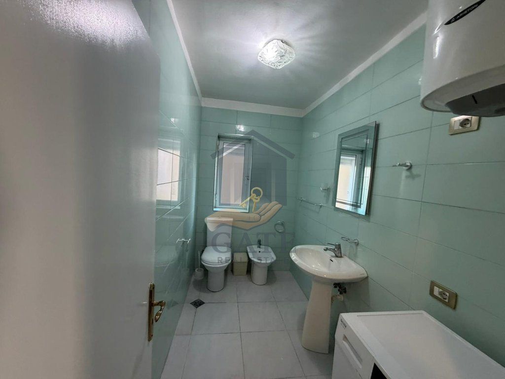 Shitet, Apartament 2+1+2,Muzeumi, Durres