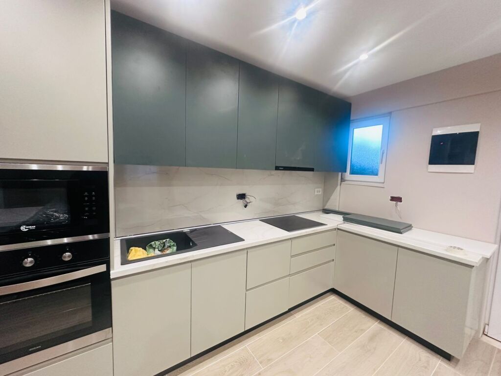 Jepet Me Qera Apartament 1+1+1 Ballkon