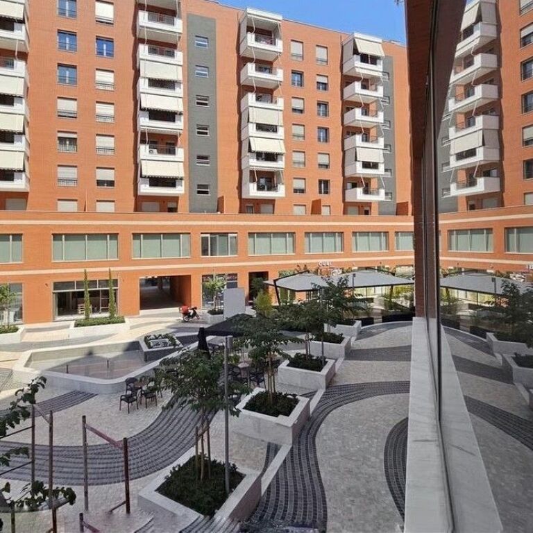 🏢✨ Jepet Zyrë 970 m² Premium me Qira – Kompleksi Delijorgji ✨🏢