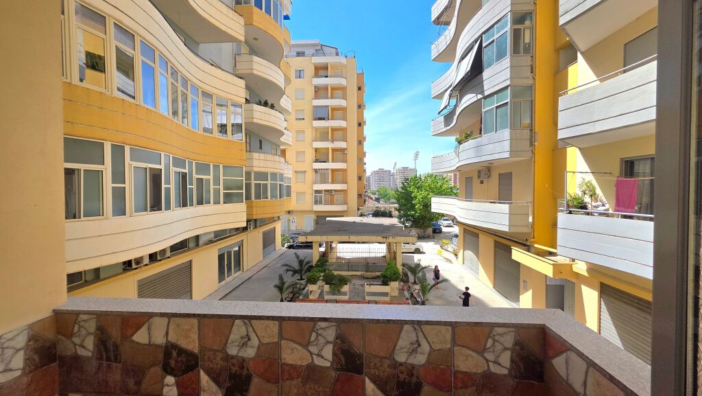Apartment for rent on Pelivan Leskaj Street, Vlore