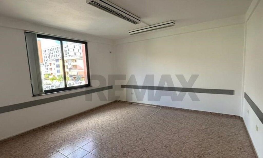 Commercial Space for Rent in Xhamllik  ID: 530281030-1001