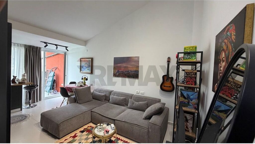 IN VENDITA, APPARTAMENTO 1+1, FRESKU, TIRANA