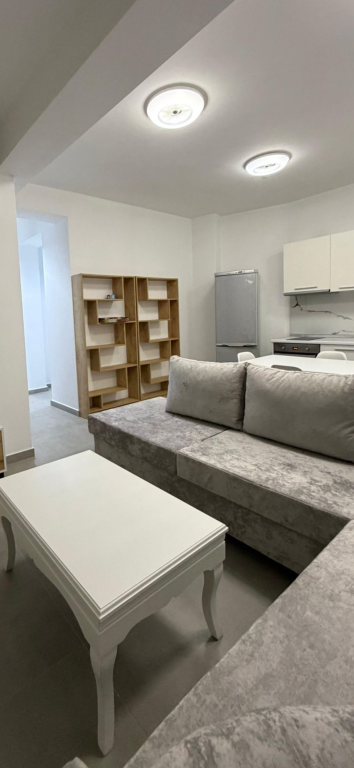 Apartament me qera 2+1+parkim Kodra e Diellit
