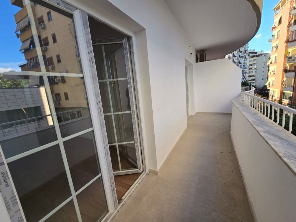 Apartment / Office 2+1+Block for Rent on Bogdaneve Street