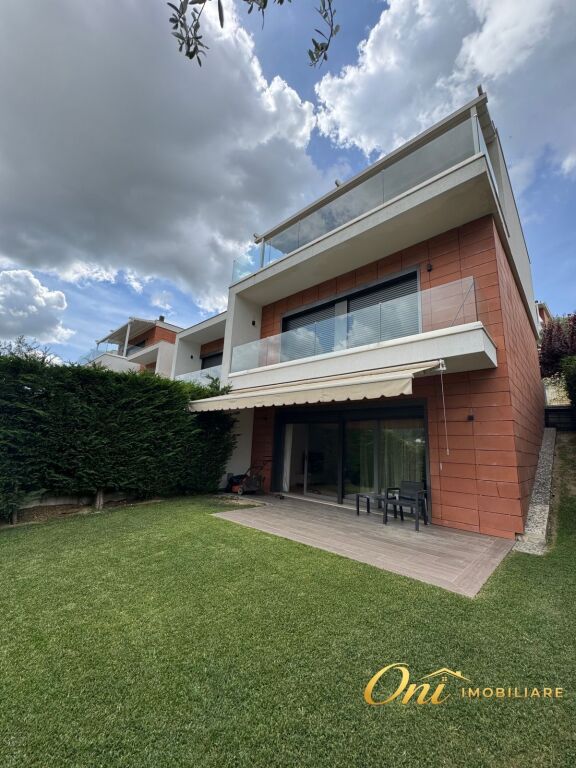 VILLA FOR RENT 3 FLOORS MULLET