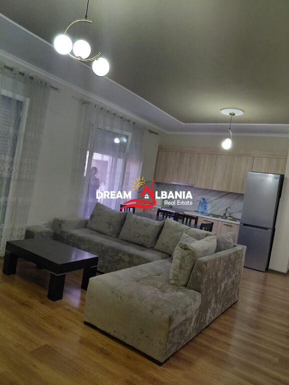 Jepet apartament 2+1 me qera ne Rrugen 5 Maji prane Pallateve te Rindertimit (ID 42215547)

