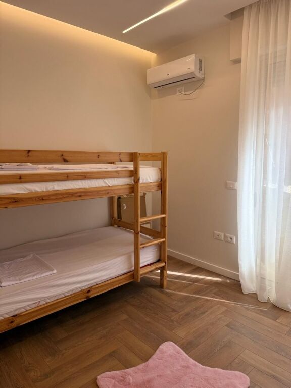 Pazari i Ri - Appartamento 2+1 in affitto