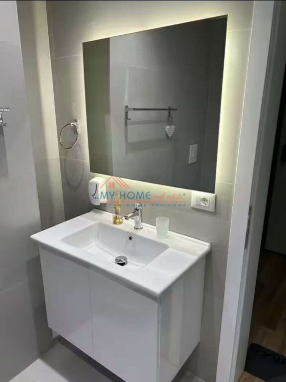Apartment 1+1 for rent Zogu I Boulevard in Tirana