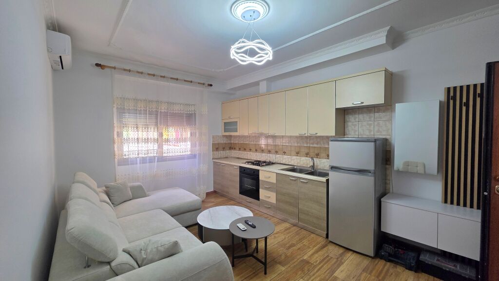 Apartment for rent on Pelivan Leskaj Street, Vlore