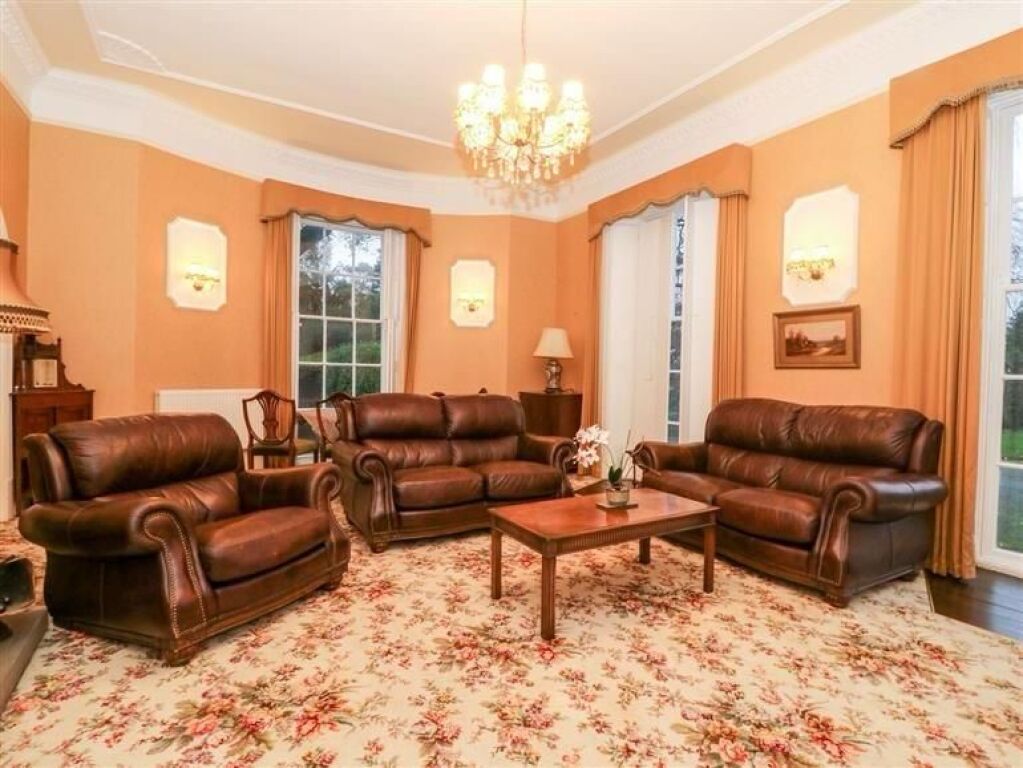 Rruga e Durresit, jepet apartament 1+1 me qera!