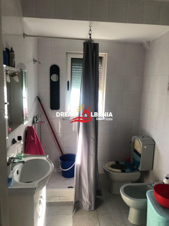 Apartament 1+1 me qera ne Rrugen Kongresi I Manastirit ne Tirane (ID 4219346)