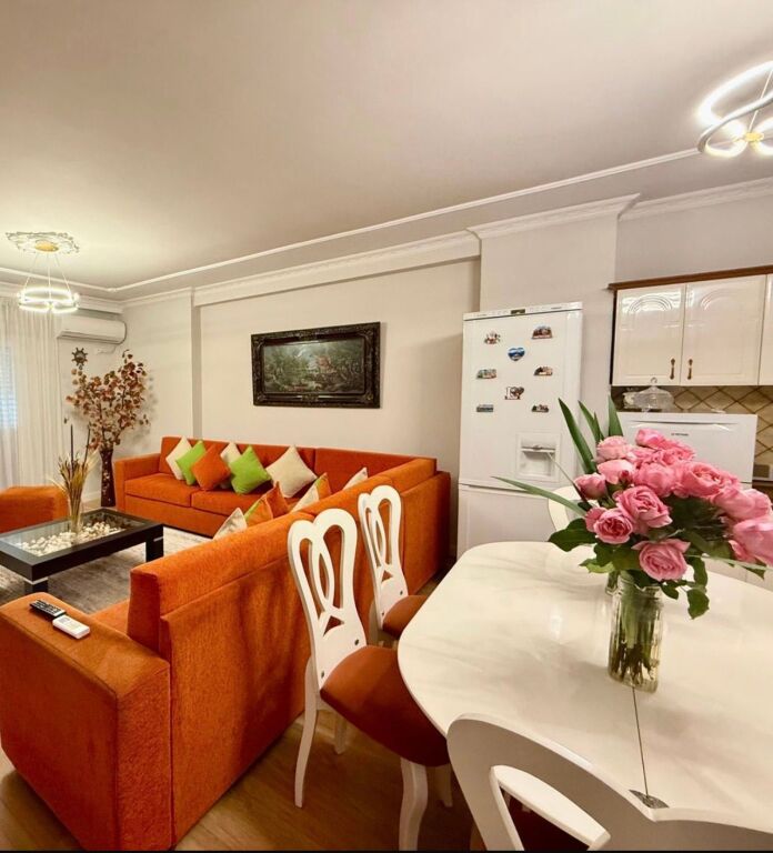 Apartament me qira 2+1+2wc Komun e Parisit