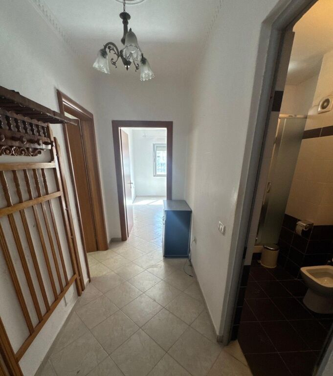 📌 SHITET APARTAMENT 2+1 TEK DY PALMAT – ASTIR