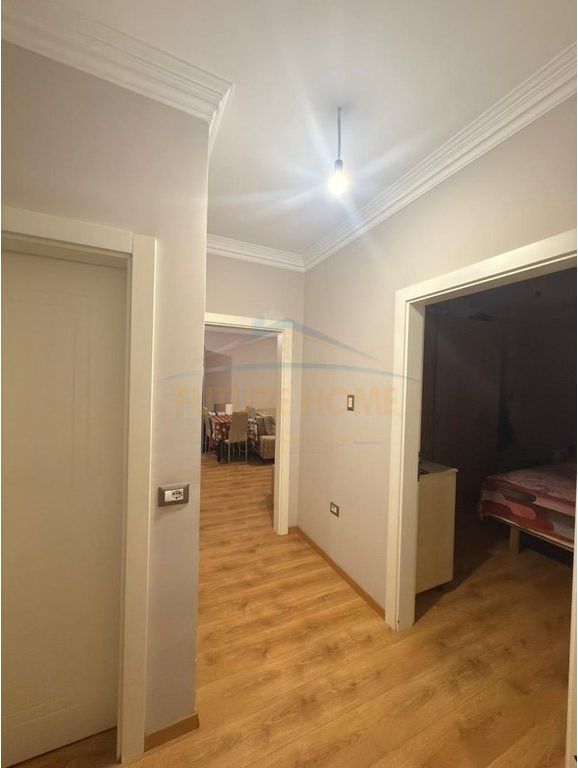 Shitet, Apartament 1+1, Unaza e Re, Tiranë