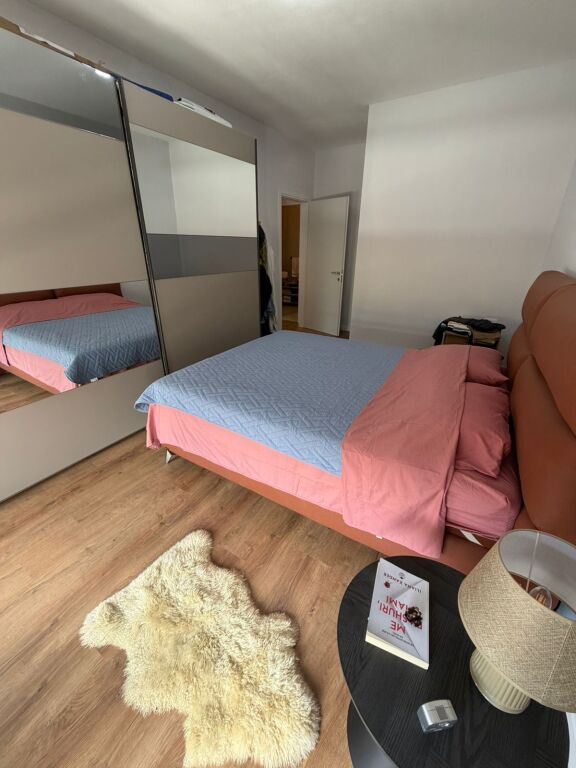 Qera | Apartament 2 + 1 | Rruga 5 Maji | 700 €/muaj