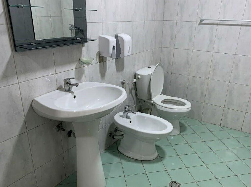 ✅ Apartament 1+1 me Qera ne Yzberisht tek Eco market (kati 2 me ashensor)

