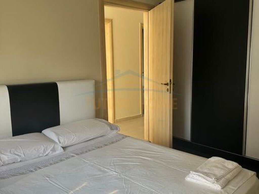 For sale, Duplex 4+1+2+Yard, Lura 2, Lalëz Bay.