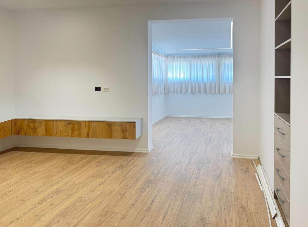🏡 Shitet Apartament 1+1 – Fresk, pranë Pasticeri Melissa