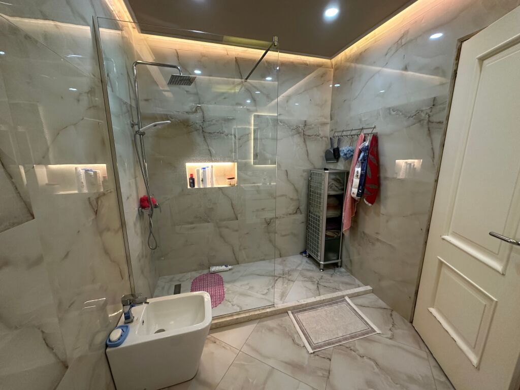 Apartment 3+1+2 for Sale, Astir