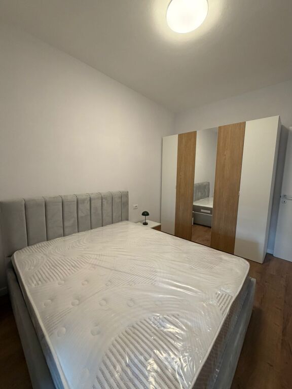 Qera | Apartament 2 + 1 | Rruga 5 Maji | 600 €/muaj