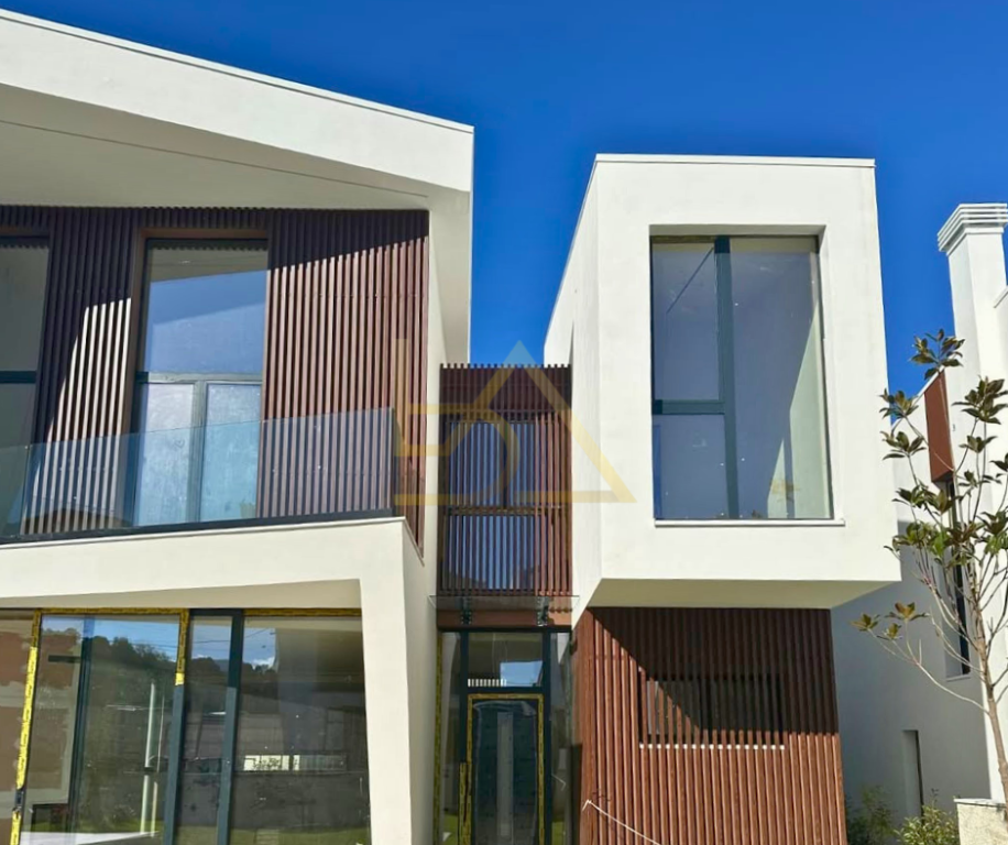 3-Storey Villa for Sale – near TEG, Tirana