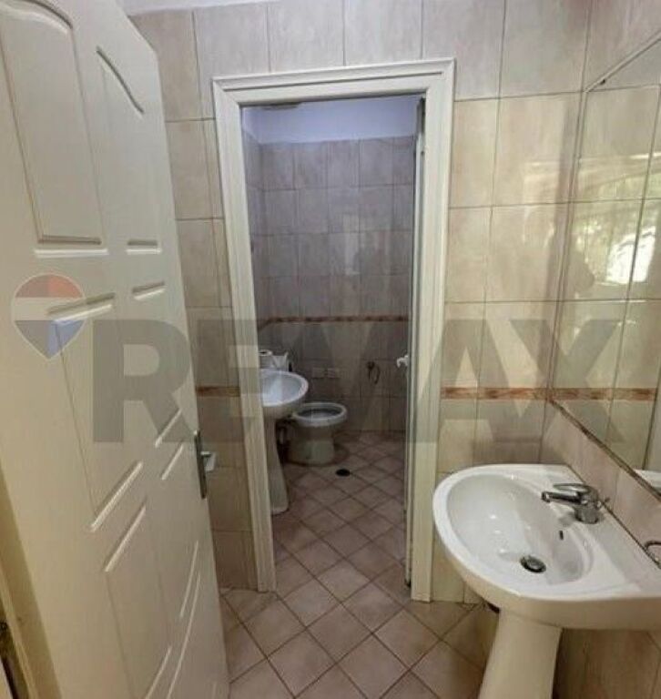 Commercial Space for Rent in Xhamllik  ID: 530281030-1000