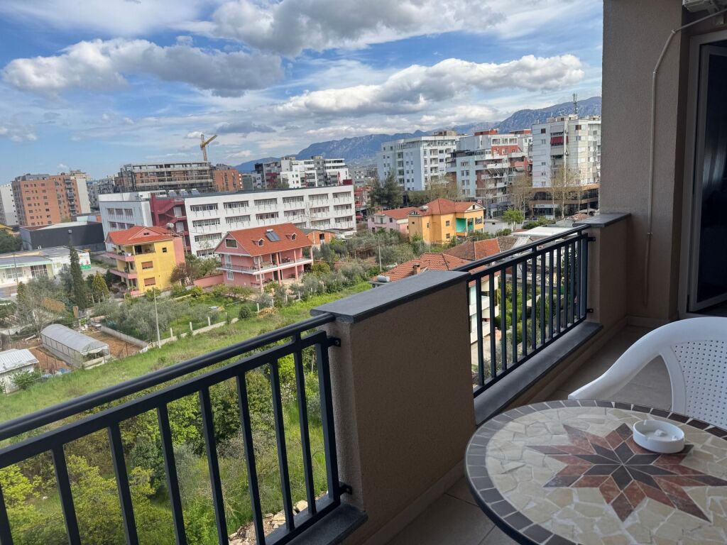 Rent | Apartament 1 + 1 | Kamez | 370 €/month