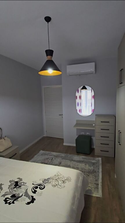 JEPET APARTAMENT 1+1 ME QERA – ZOGU I ZI, TIRANË