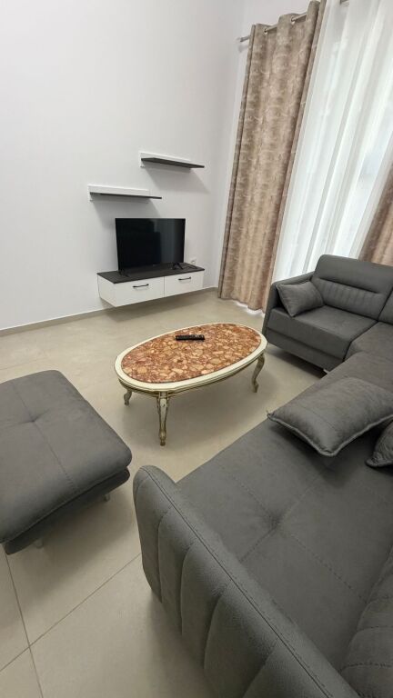 For rent Apartment 1+1+parking spot, Astir opposite Villa L2 450 thousand old lek