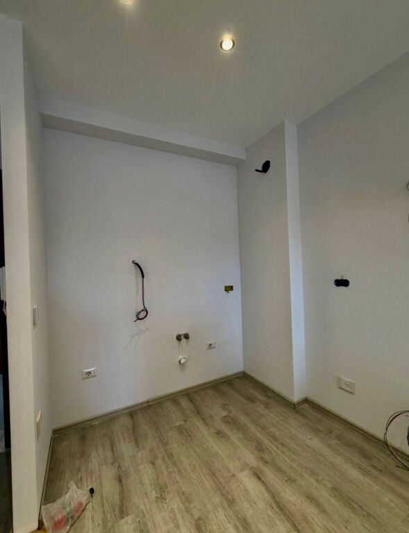 🏡 Appartamento 1+1 arredato in vendita a Golden Park