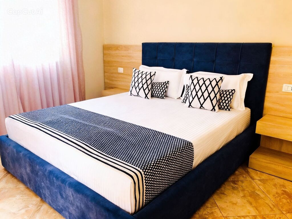 Hotel for sale, Yacht Port, Radhime