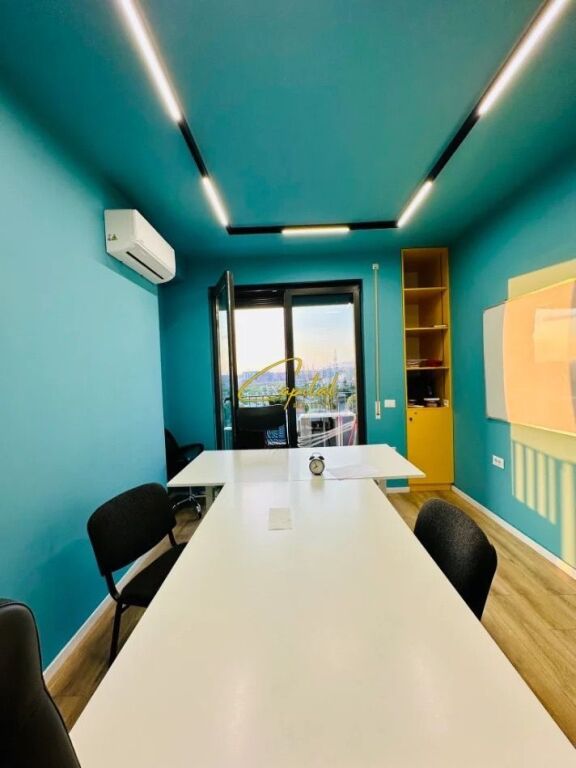 OFFICE FOR RENT 220 M2 NEW BOULEVARD 1,700 EURO